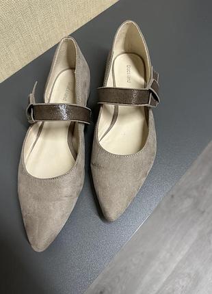 Туфлі жіночі