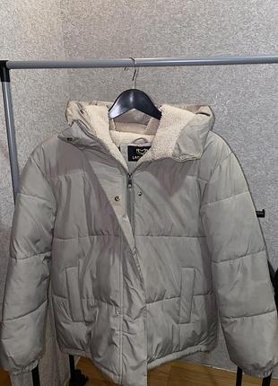 Куртка(пуховик)