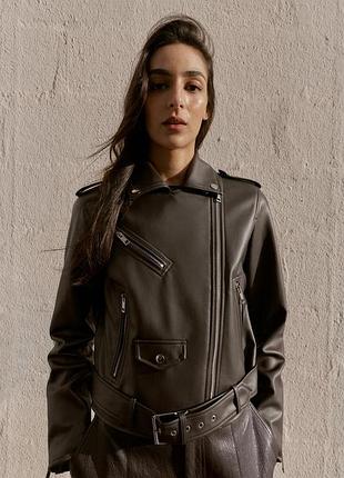 Байкерська куртка зі штучної шкіри zara