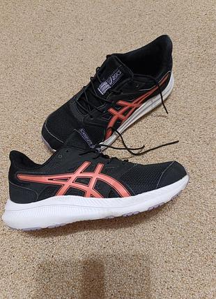 Кроссовки для бега детские asics на девочку, цвет черный/розовый. это универсальные кроссовки, подходящие для бега и ежедневного использования