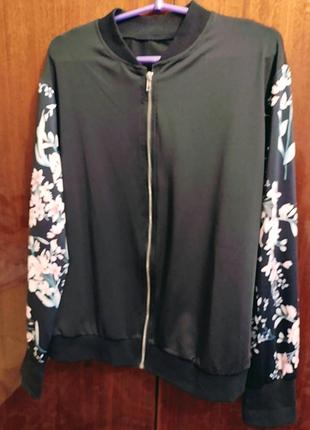 Жіноча легка кофта на змійці, чорна.