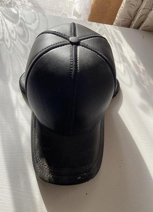Кепка кожзам