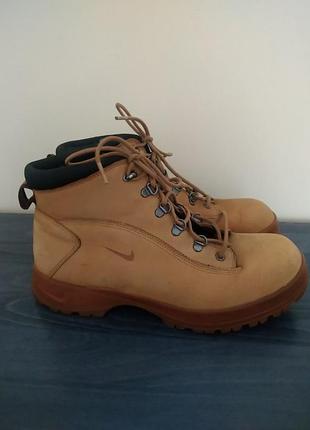 Кожаные ботинки, ботинки nike
