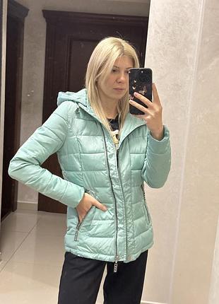 Курточка mhm