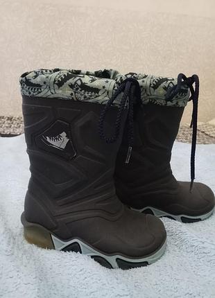 Резиновые сапоги