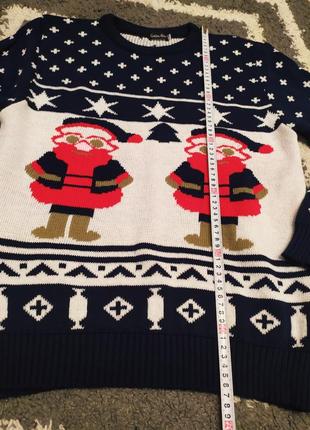 Новогодний очень тёплый свитер с двумя санта клаусами8 фото