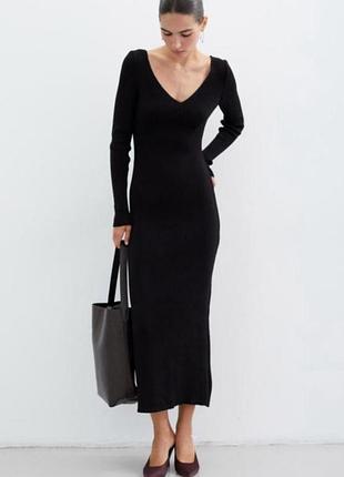 Сукня чорна