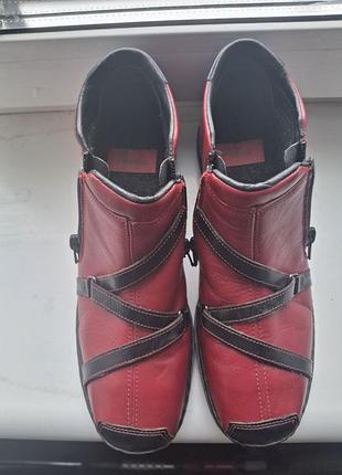 Жіночі черевики riker