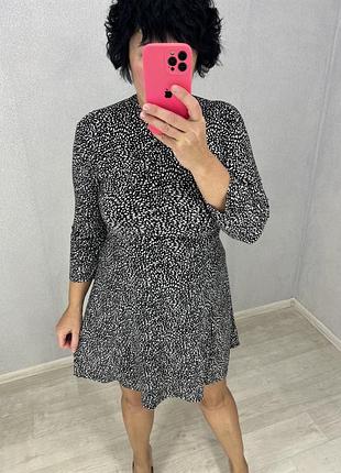 Сукня плаття