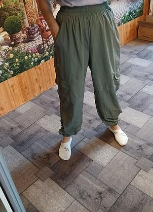 Штаны спортивные болоньевые р.46 на резинке