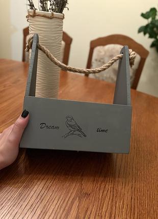 Декоративна сіра коробочка