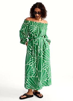 Роскошное новое миди платье с открытыми плечами