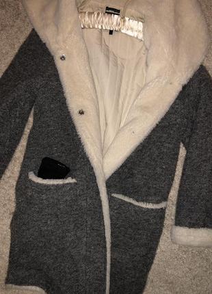 Зимова куртка zara