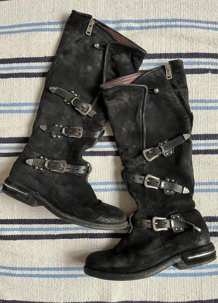 Жіночі замшеві чорні чоботи a.s. 98