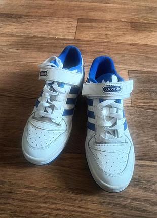 Кросівки adidas 3