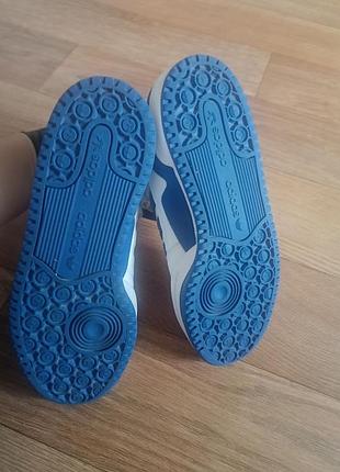 Кросівки adidas 6