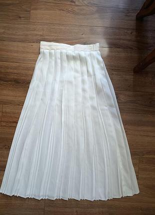 Жіноча спідниця