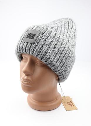 Женская шапка ugg