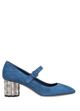 ✨ salvatore ferragamo — ortensia 718282
iconic mary jane • deep blue suede • 39 (25 см) туфлі лодочки люкс сегменту