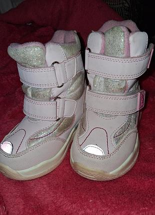 Зимние ботинки для девочки, размер 23 потолка 15 см
