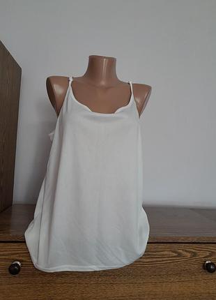 Майка гарна