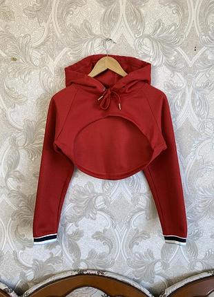 Червона спортивна кофта светр світшот лонгслів олімпійка худі з капюшоном кроп топ для фитнеса puma varsity drycell hoodie оригінал
