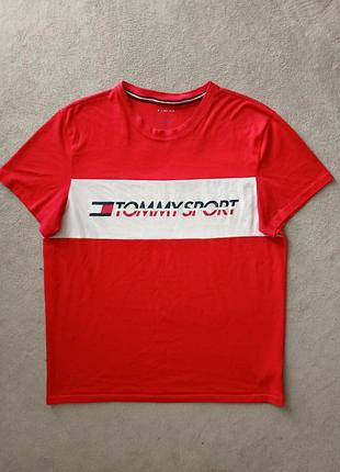 Брендова футболка tommy hilfiger.