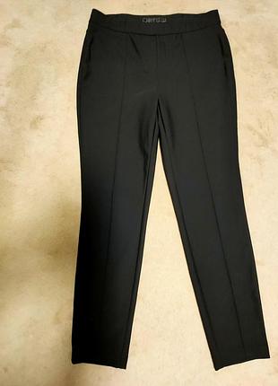 Брюки черные