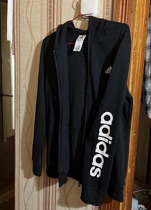 Жіноча кофта на блискавці