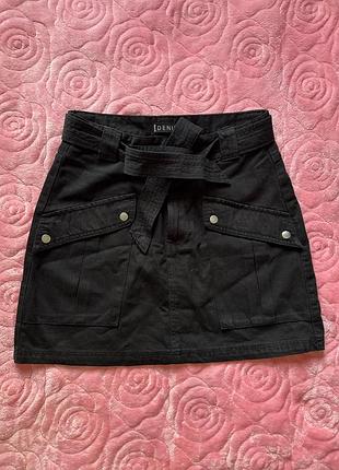 Нова чорна спідниця розміру м