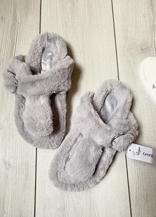 Жіночі хутряні тапочки-в'єтнамки  сірі george