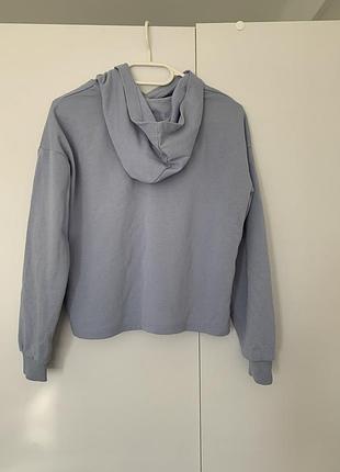 Актуальне худі приємного кольору. 2