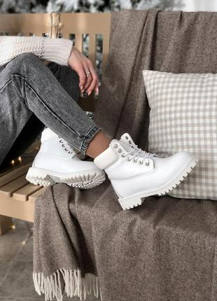 Женские ботинки timberland white (мех)4 фото