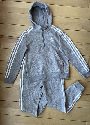 Костюм adidas оригінал 146 р унісекс