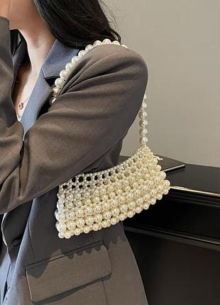 Клатч из жемчуга минималистичный \ из акриловых бусин