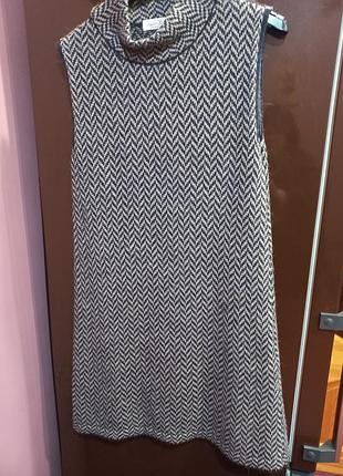 Сукня в принт