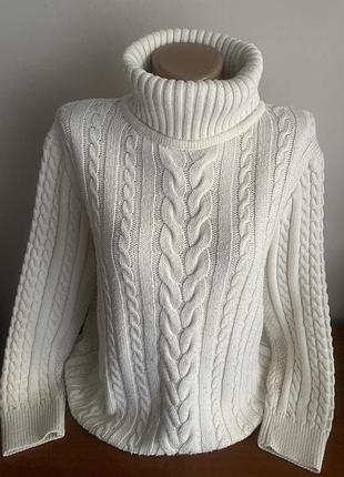 Светр під шию