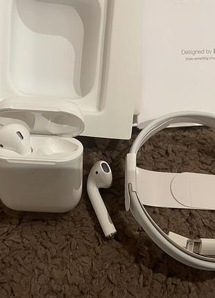 Навушники бездротові , надійні та практичні на кожен день . витривалі та якісний звук.