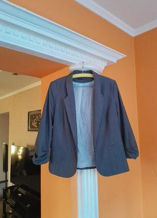 Піджак стильний