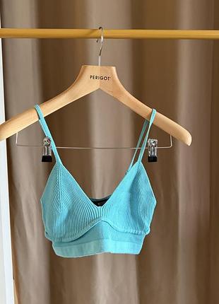 Вязаный топ на брительках