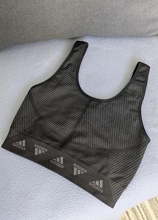 Спортивный топ adidas