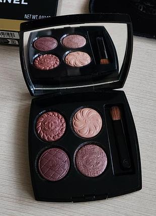Продам палетку chanel les 4 ombres boutons