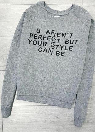 Свободный свитшот reserved