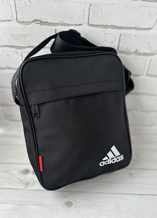 Мужская сумка среднего размера