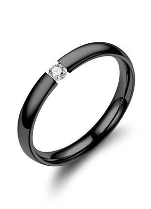 Стильное кольцо с кристаллом1 фото