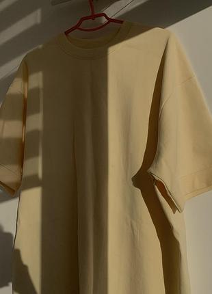 Футболка чоловіча від zara, масляного кольору, розмір xl