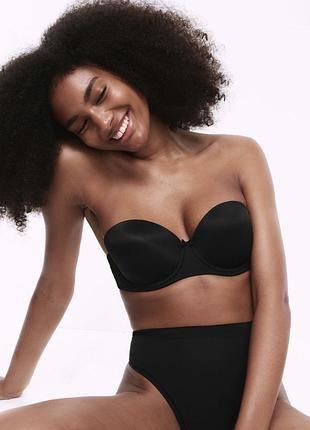 Гладкий черный бюстгальтер трансформер со съемными бретелями m&amp;s 70c