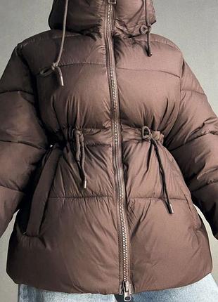 Пуховик жіночий