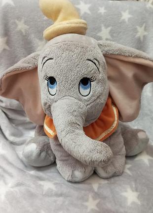 Слоненя джамбо