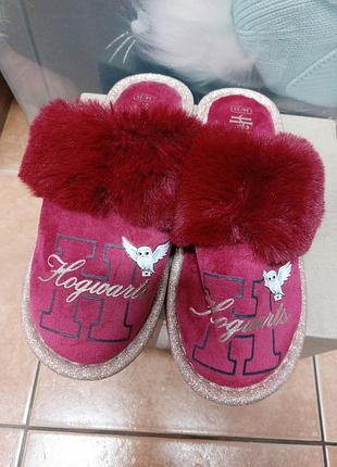 Теплі та красиві тапочки